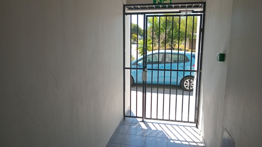 2 Bedroom Property for Sale in Table View Western Cape